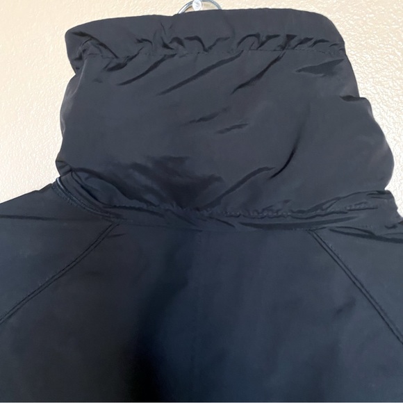 Cole Haan Signature rain jacket 3/4 length. - Picture 3 of 11